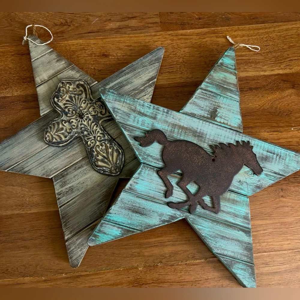 2 Western Stars  Wall Decor